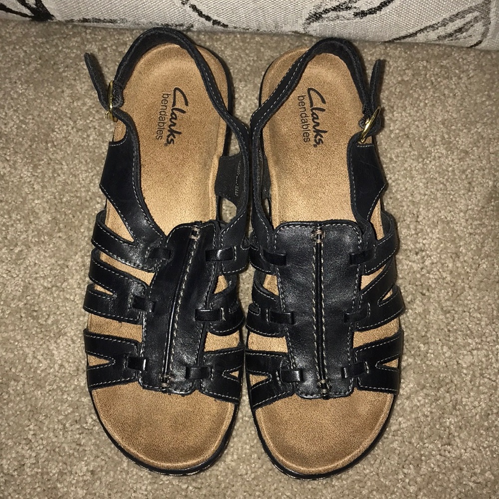 Clark’s sandals - Picture 1 of 3
